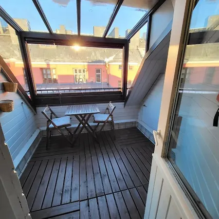 Διαμέρισμα 2ndhomes Unique Two Storey Penthouse With Terrace In Kamppi Ελσίνκι