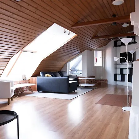 2ndhomes Unique Two Storey Penthouse With Terrace In Kamppi * Ελσίνκι